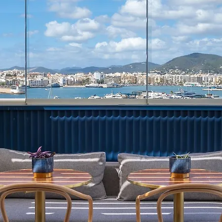 Ocean Drive Szálloda 4*