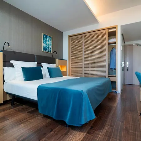 Ocean Drive 4*