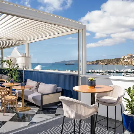 Ocean Drive Otel 4*