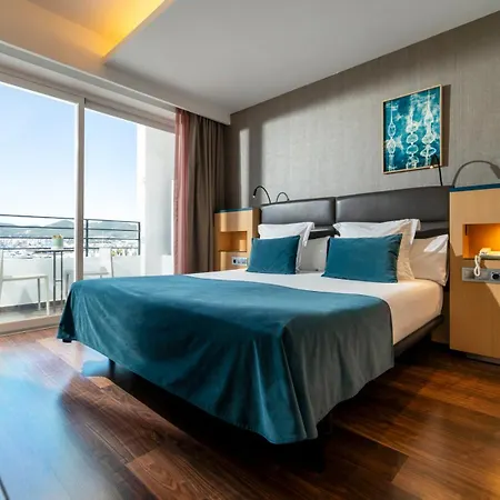 Ocean Drive Hotel 4*
